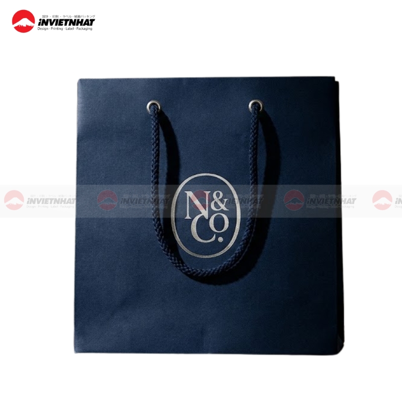 in logo len tui giay cao cap