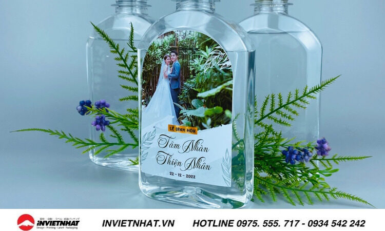 In tem dán chai nước đám cưới 7 Mẫu chai nước suối đám cưới