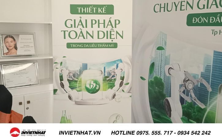 Mẫu sản phẩn in standee quảng cáo