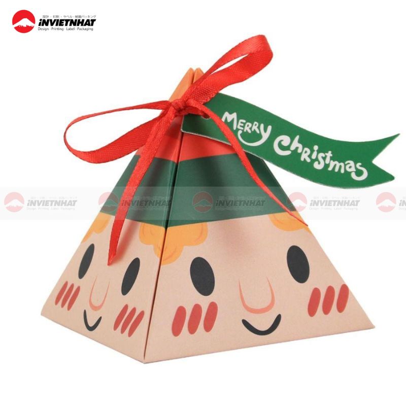 hộp giấy hình tam giác đựng quà noel