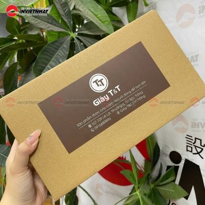Hộp carton + Decal giấy CỬA HÀNG GIÀY T&T
