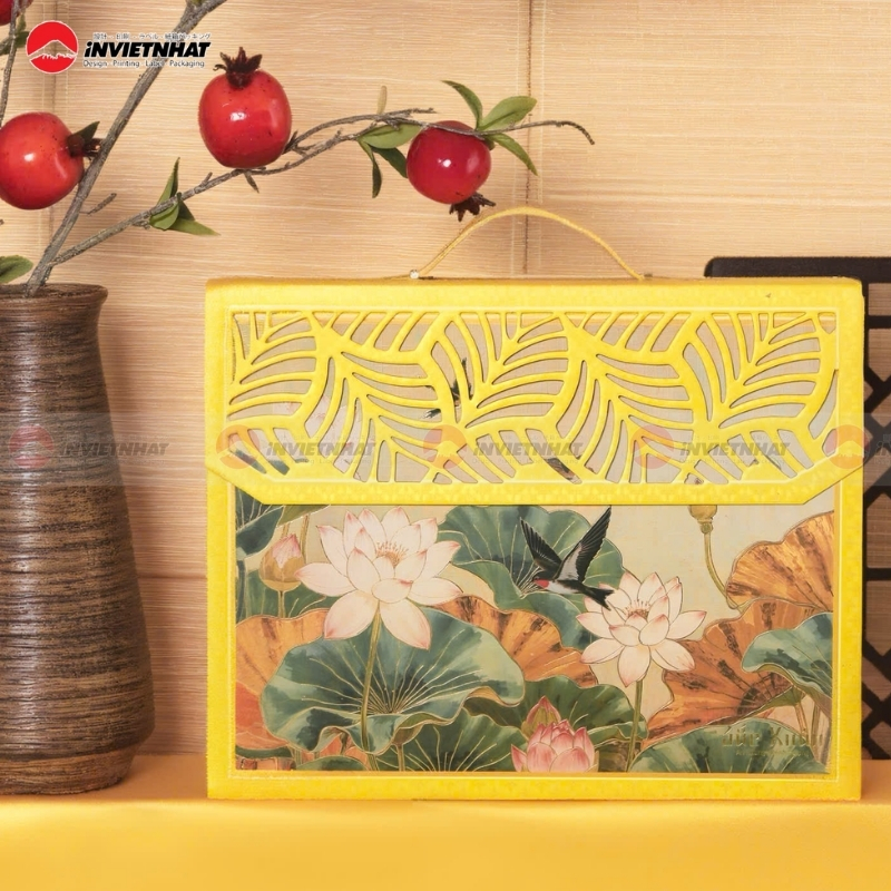 Hop giay vali dung qua tet hoa tiet hoa sen