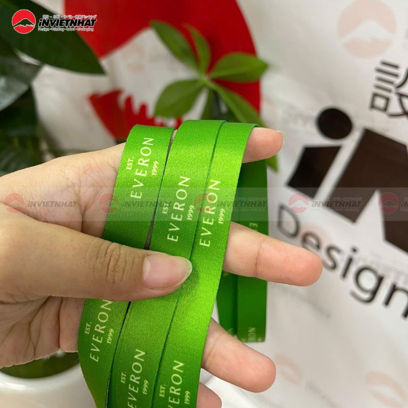 In lanyard - In logo lên dây đeo thẻ theo yêu cầu TPHCM 5 In lanyard theo yêu cầu