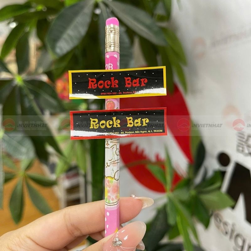 Mẫu decal nhựa thương hiệu Rock Bar