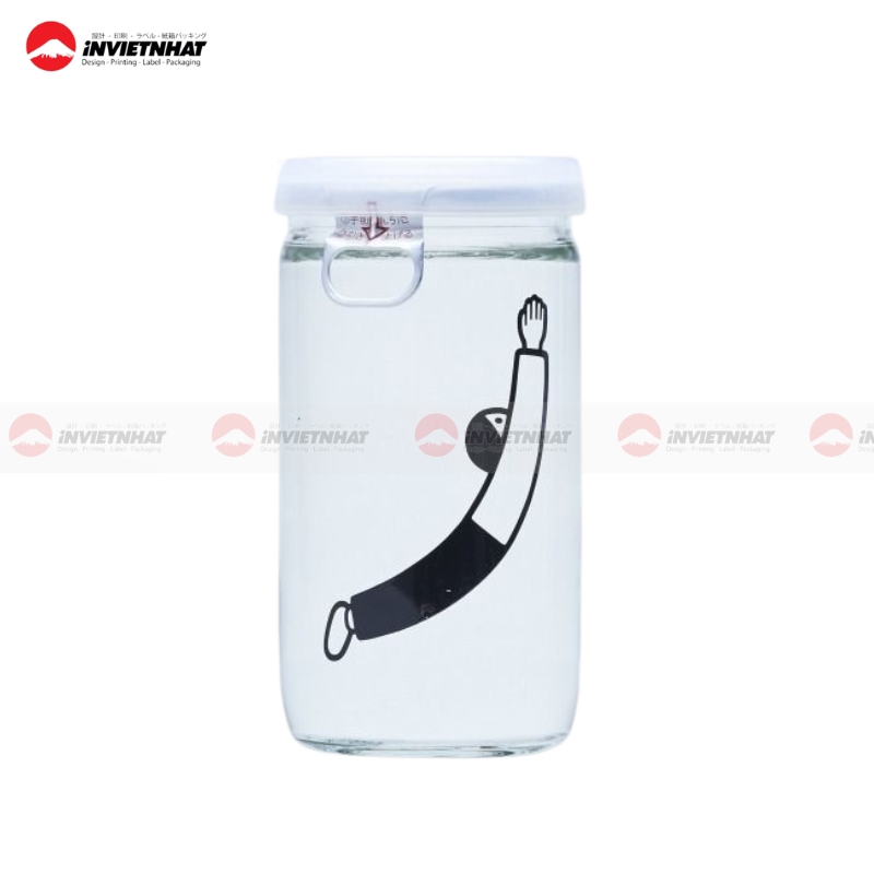 Tem trong suot dan lon nhua