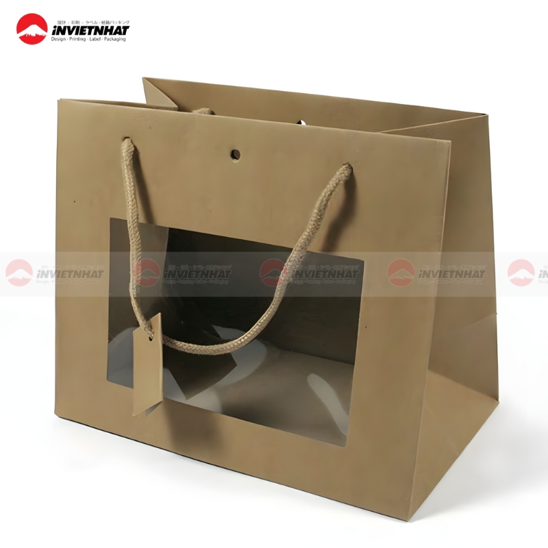 23+ Mẫu in túi giấy cho shop thời trang GIÁ RẺ, chất lượng, giao nhanh tại TPHCM 41 Túi giấy kraft có cửa sổ cho cửa hàng quần áo