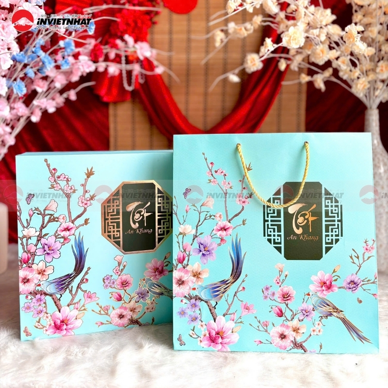 mau hop am duong xanh ngoc bich hoa tiet hoa dao