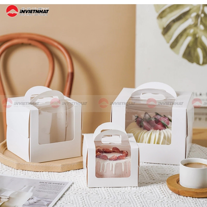 Hộp đựng bánh bông lan có quai xách