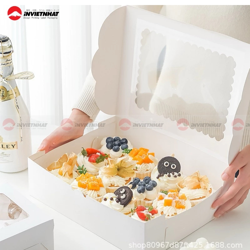 Hộp đựng bánh bông lan nhiều lớn