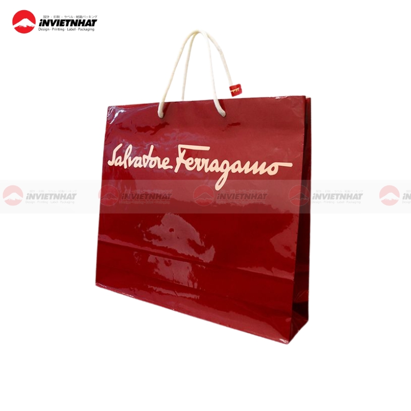 Túi giấy đỏ Kraft cán bóng
