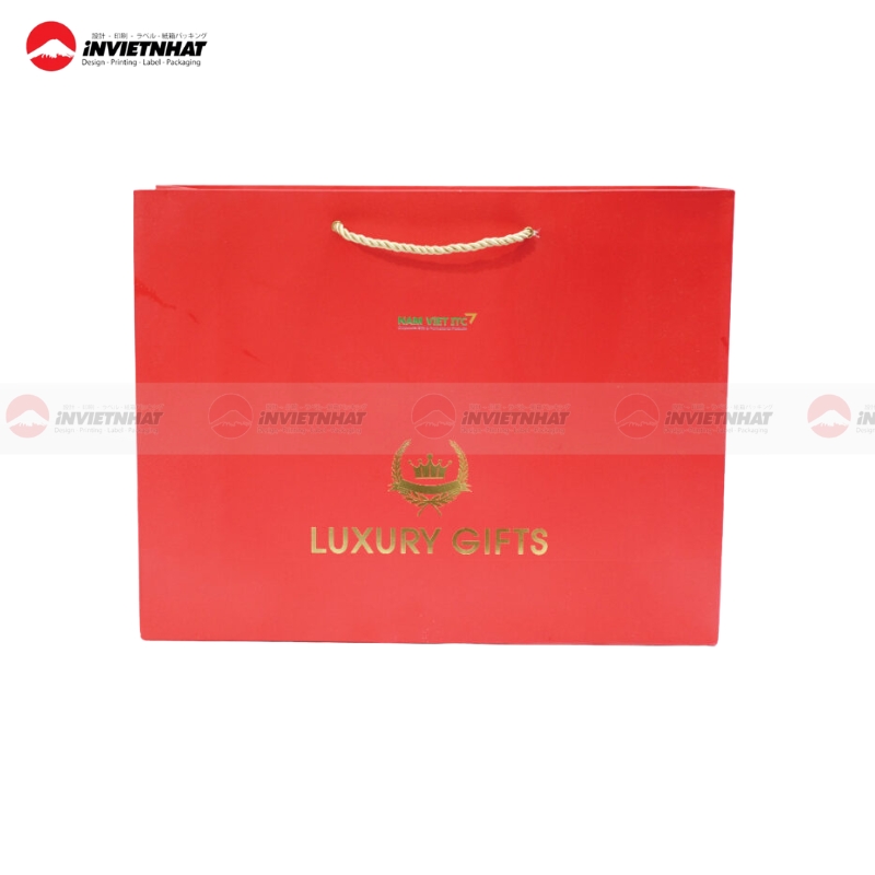 51+ Mẫu túi giấy đỏ RỰC RỠ, thiết kế ấn tượng 2025 92 Túi giấy đỏ có quai