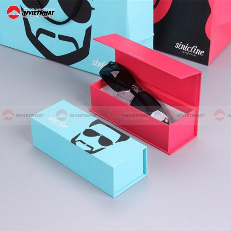 hộp đựng kính nắp nam châm