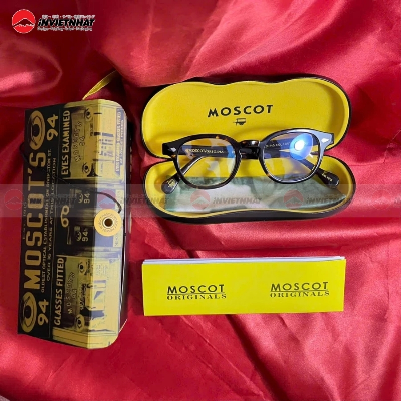 hộp mắt kính cá tính