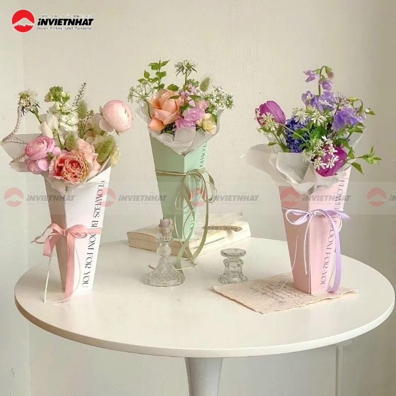 túi cắm hoa hình trụ