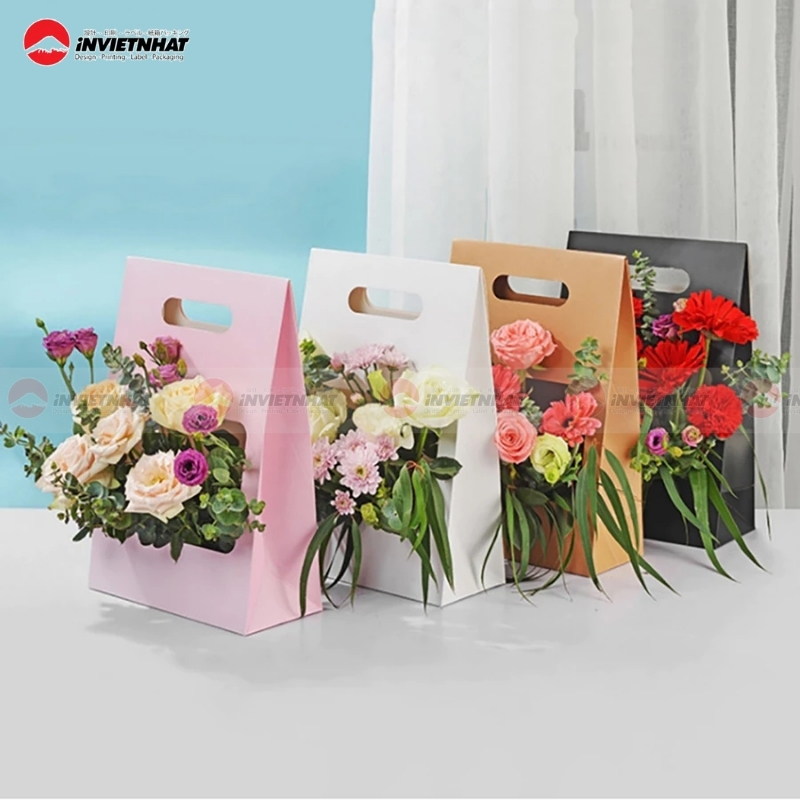 túi giấy hoa nhẹ nhàng