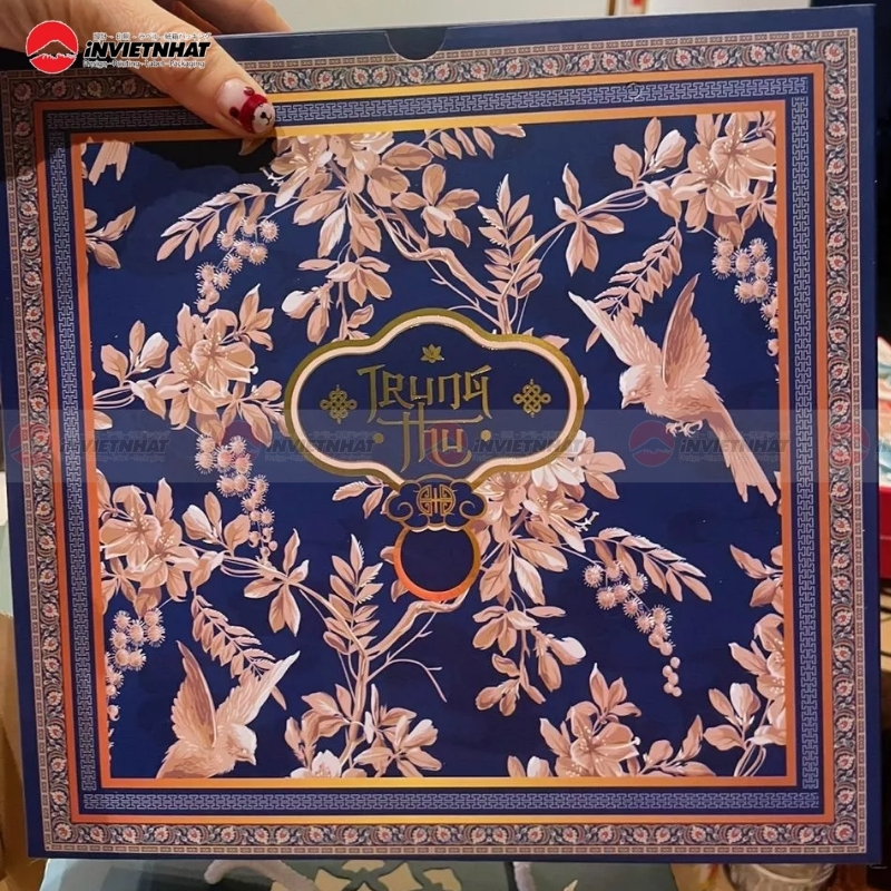 Hộp bánh trung thu họa tiết cao cấp