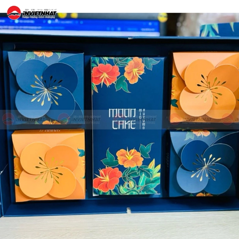 Hộp bánh trung thu in nổi họa tiết 4 bánh