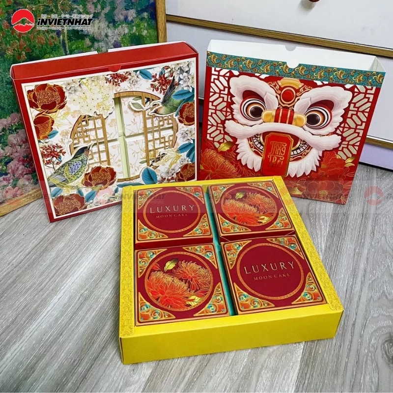 Hộp bánh trung thu với lớp giấy lót thực phẩm 4 bánh