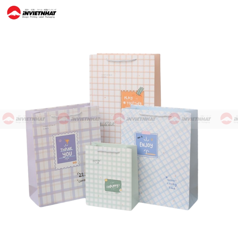 Túi giấy kẻ caro mẫu mới