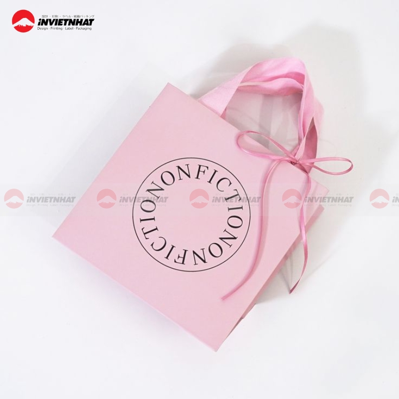 22+ Mẫu túi giấy màu hồng SANG XỊN, trẻ trung, ngọt ngào 9 Túi giấy màu hồng nhỏ