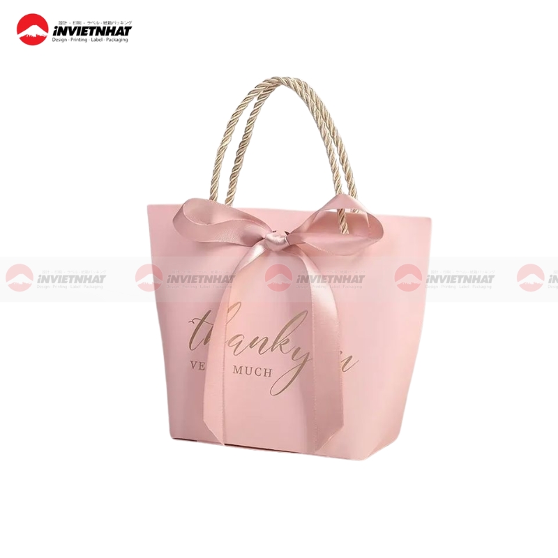 túi giấy màu hồng sang trọng túi giấy màu hồng sang trọng
