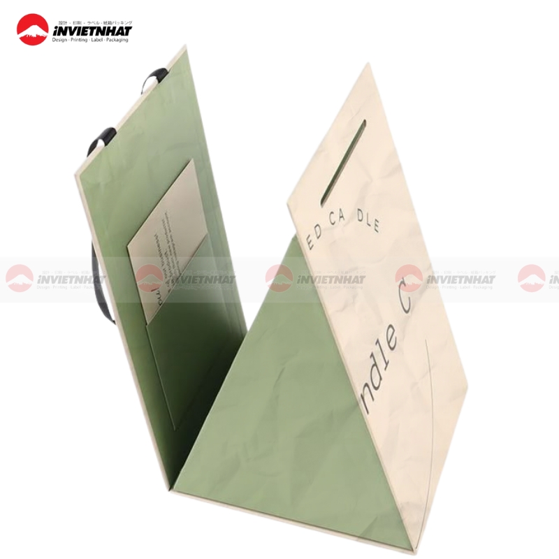 15+ Mẫu túi giấy tam giác CAO CẤP, độc đáo và tiện dụng 32 tui giay tam giac chuyen dung 1