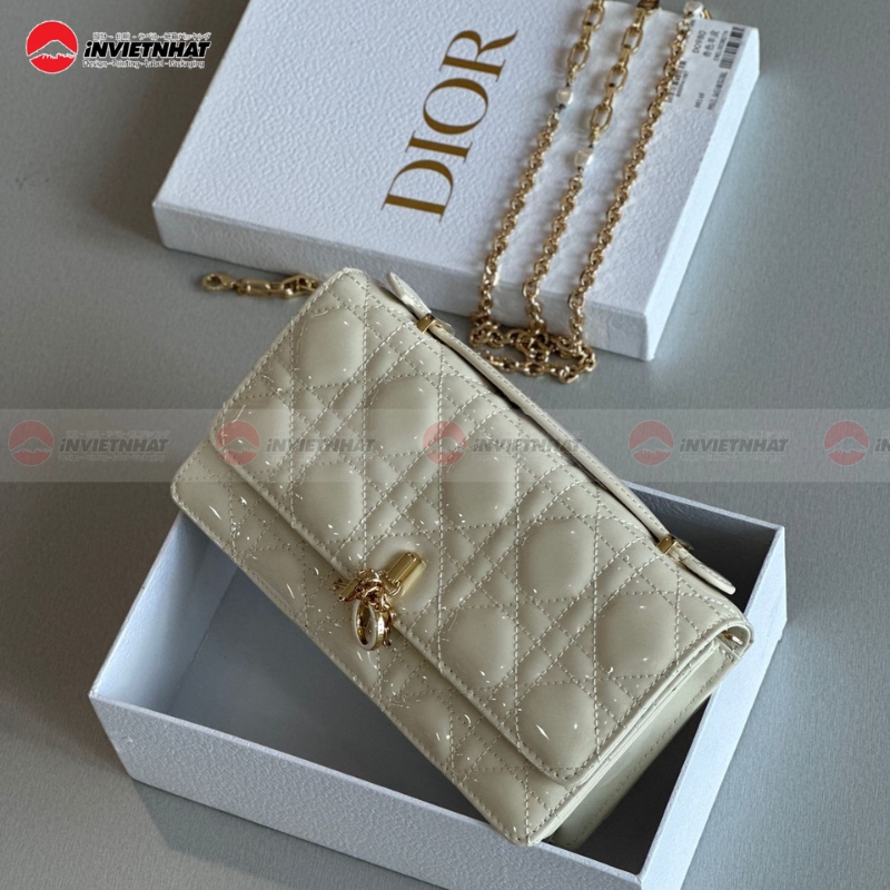 hộp giấy đựng túi xách quà tặng