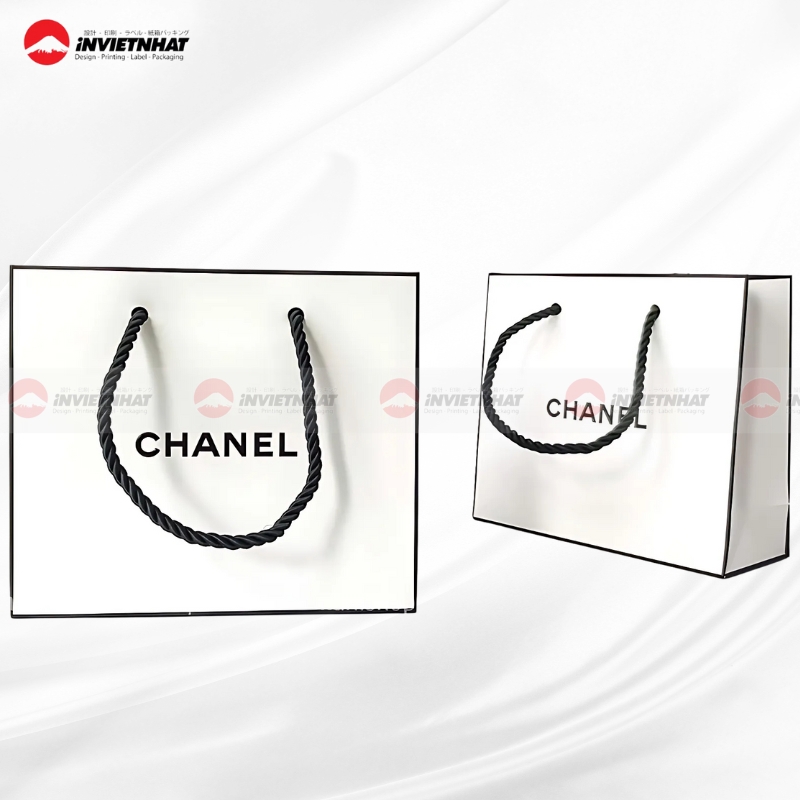 tui giay Chanel mau trang