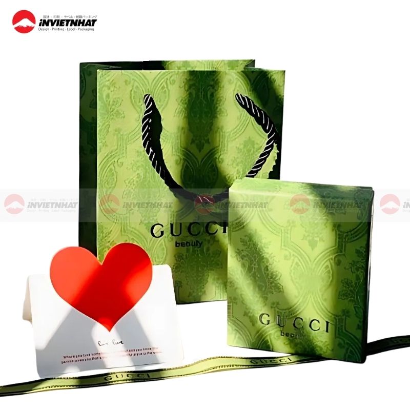 tui giay Gucci lam qua