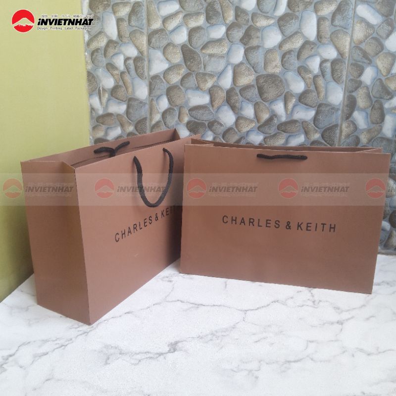 Túi giấy Charles & Keith cho giày
