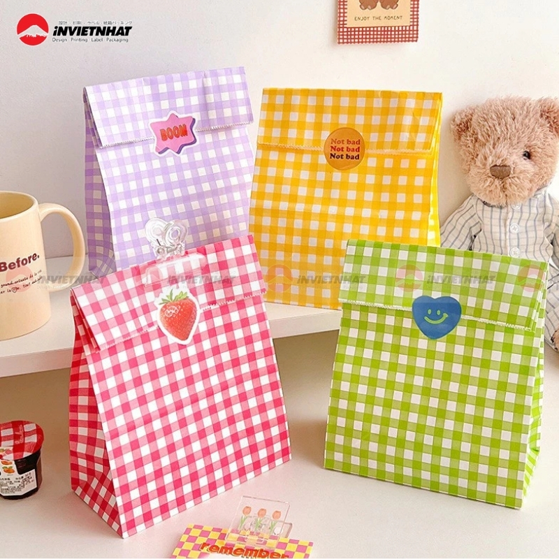 17+ Mẫu túi giấy gói hàng ĐẸP, chất liệu tốt, nhiều size 32 tui giay goi hang caro