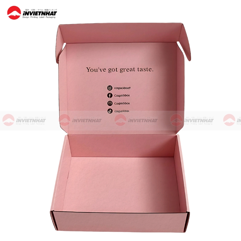 Hop giay mau hong nap gai don gian