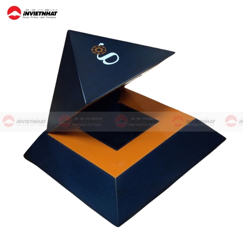 hop giay hinh kim tu thap mo