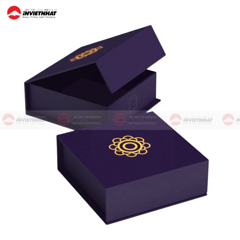 hop giay mau tim dam dung qua nho