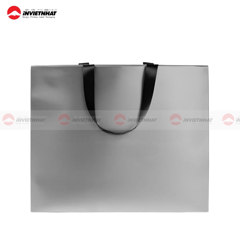 19+ Mẫu túi giấy màu bạc PHẢN QUANG, sang trọng, thu hút ánh nhìn 35 tui giay mau bac Sonic Silver