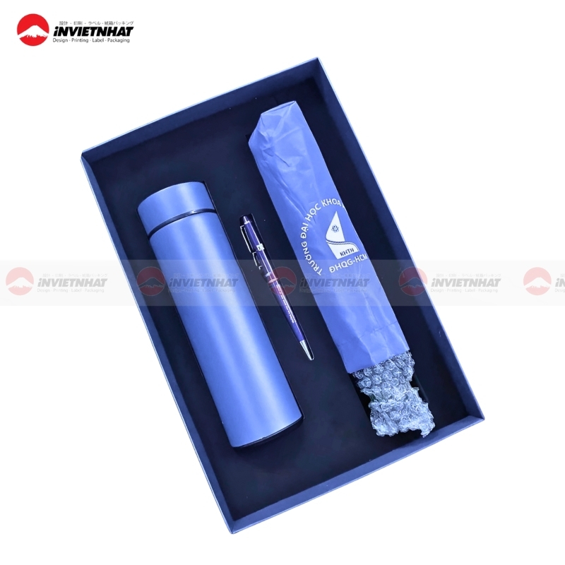 11+ Mẫu hộp giấy đựng ô dù CAO CẤP, cứng cáp để vận chuyển và làm quà 22 Hop giay qua tang dung du