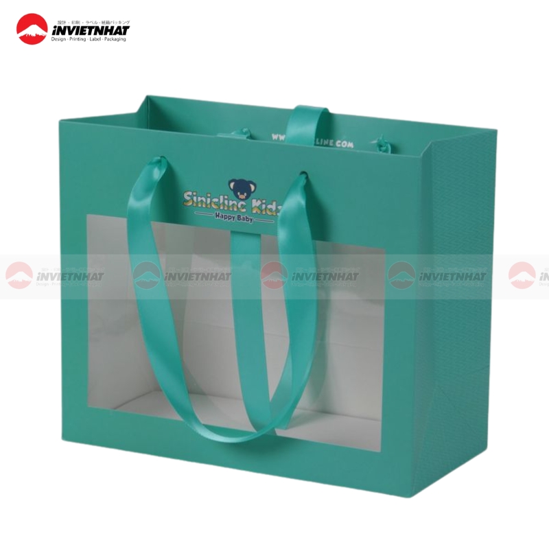 Tui giay co kinh mica