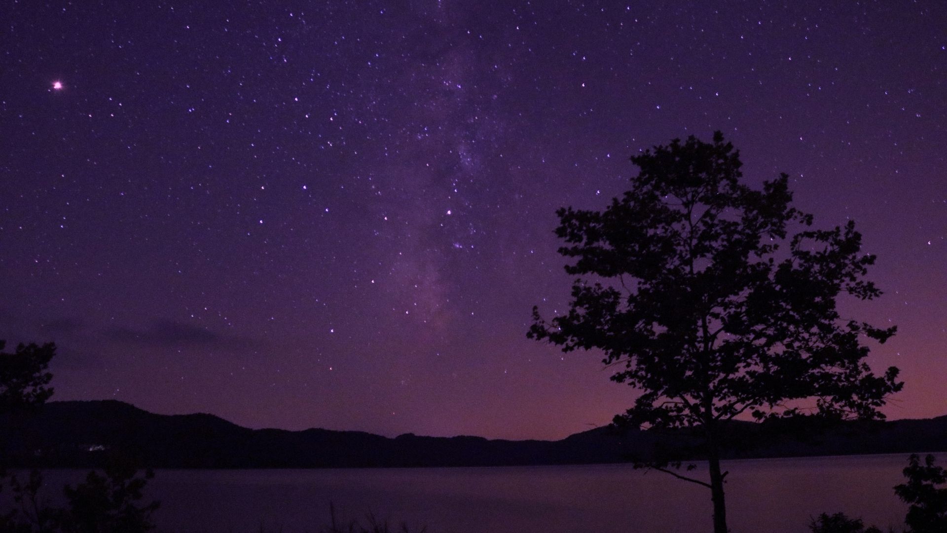 hinh nen troi dem mau tim