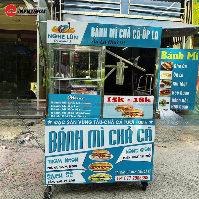 Mẫu decal xe bánh mì chả cá phối màu hài hòa