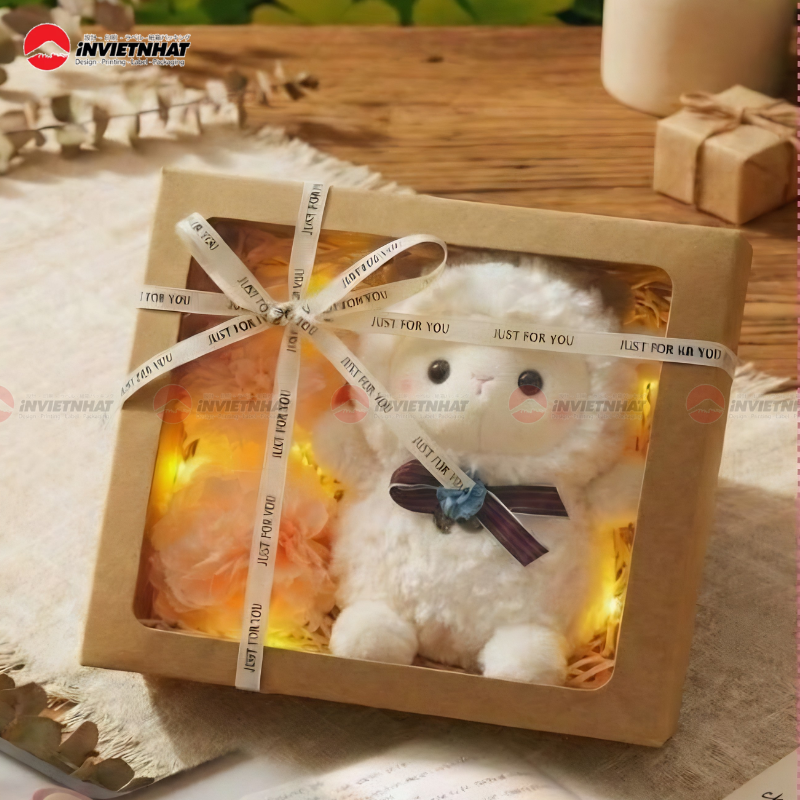 Hộp giấy mặt kính đựng gấu bông