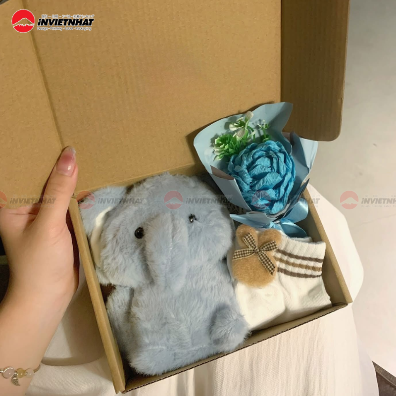 Hộp giấy kraft đựng gấu bông đơn giản