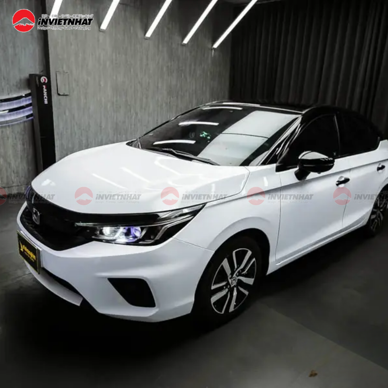 In decal trong suốt xe ô tô