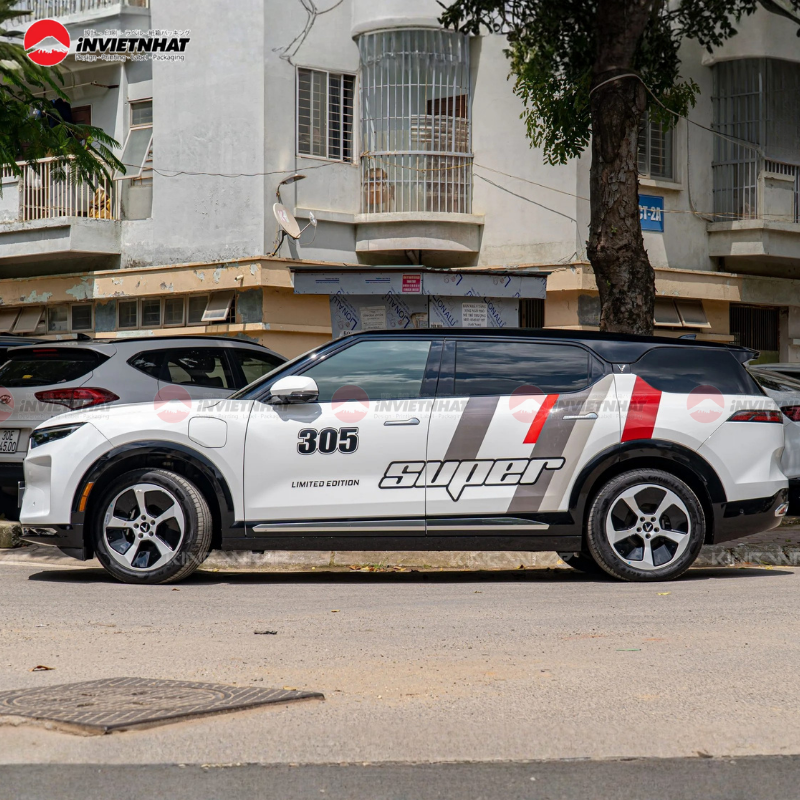 Decal xe ô tô đẹp