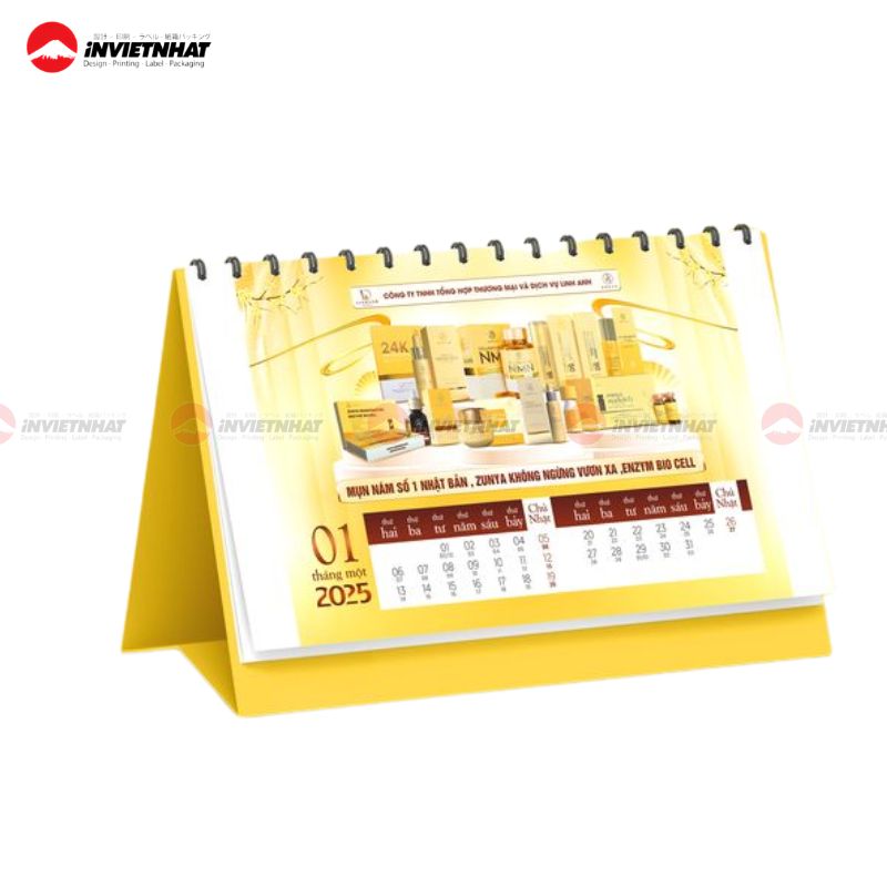 Mẫu lịch để bàn chữ A màu vàng